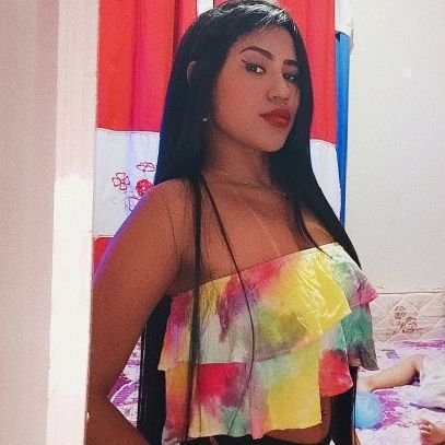 - Posso até sentir frio, mas eu não me curvo pra qualquer friozinho 😌😘
1.55 de puro Surto 😌😊