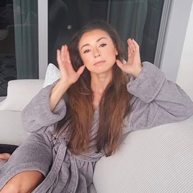 nicolehorvathUM's profile picture. 📚☯️🏋🏻Intrigue in training. Oriental Medicine. #RWRI alumna