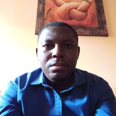 DembljeandeDieu's profile picture. Professeur de Français au MESS.