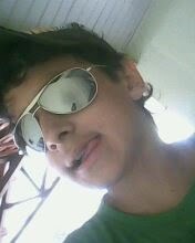 Quer saber? As pessoas que mais me fazem bem, são aquelas que não estão perto