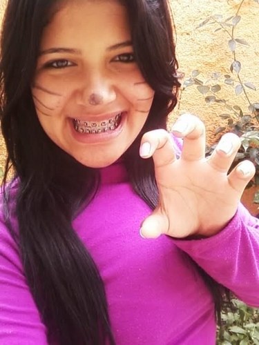 Eduarda Helen , 16 anos , librianaa , sem descriçooes , descubra você mesmoo ;)