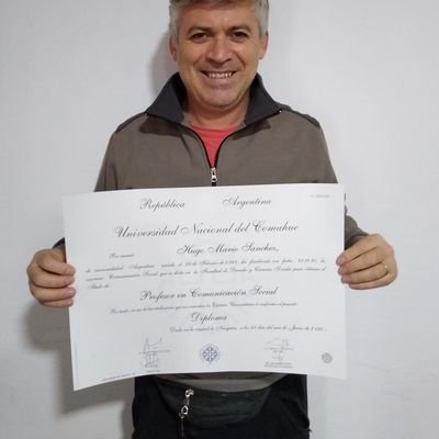 Profesor de Comunicación Social y Trabajador de Prensa. Pongo en duda la noticia y a quien escribe. Bah! invito a dudar...