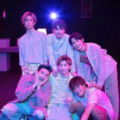 🇮🇩出身.★日本語★English OK|HYPHEN|掛け持ち| KAT-TUN|SixTONES|DBSKJYJ|SUPERJUNIOR|BIGBANG|KPOP主にSM|j-rock,vkei|安全地帯|声優|2.5次元舞台|アニメ| ツキウタ。|🐱好き|MYTRO🕺doing translation