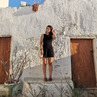 clarabou's profile picture. Artista plástica y diseñadora gráfica.