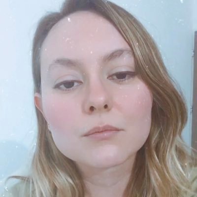 Pisces♓️. Eye Surgeon👁️👩🏼‍⚕️. Avid techie👩🏼‍💻. Neat freak🗂. Thrill seeker🪂. Wanderer🗺️. Naturephile🍃. Arts &🍷enthusiast🎭. Random fact knower🔍.