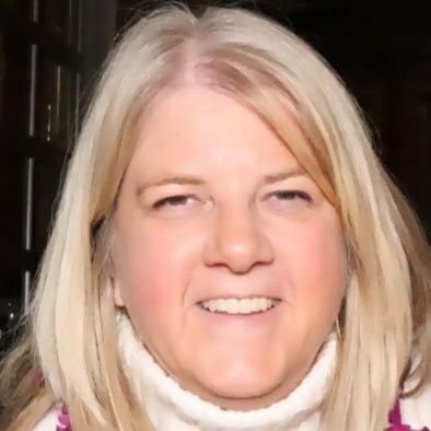 lesjful's profile picture. Purchasing media is my profession. Consuming it is my pastime. Fredbird fan, postcard collector, care package sender and happy hour patron.🇺🇸