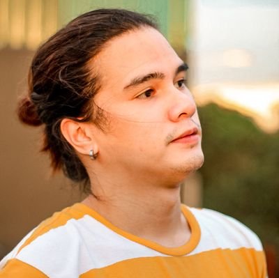 Stfujie's profile picture. ~𝘉𝘺𝘦 𝘧𝘦𝘭𝘪𝘤𝘪𝘢 ~