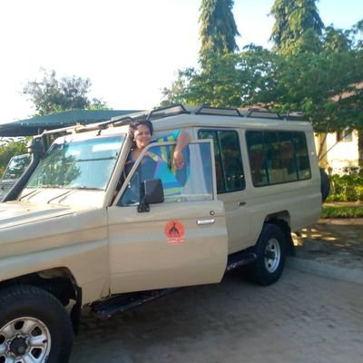 I'm tour agent from tanzania ...
I like to make friends around the whole world