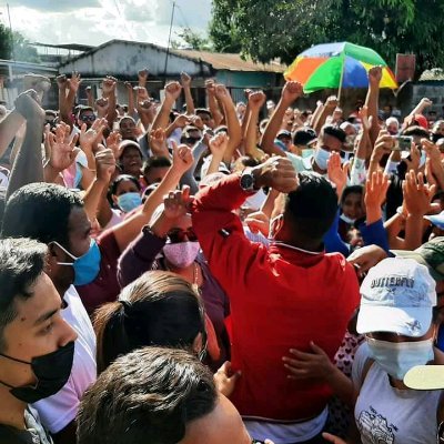 Desde Agua Blanca Portuguesa defendiendo la Revolución Bolivariana juntosloharemosposible con jhonatan Cedeño y primitivo Cedeño