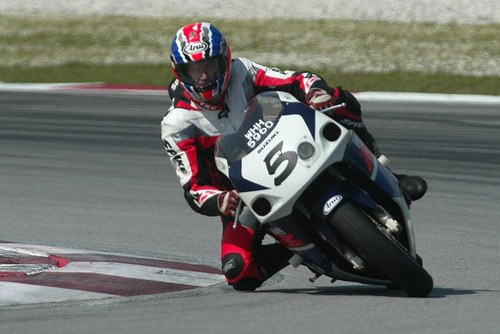 pwengland's profile picture. 