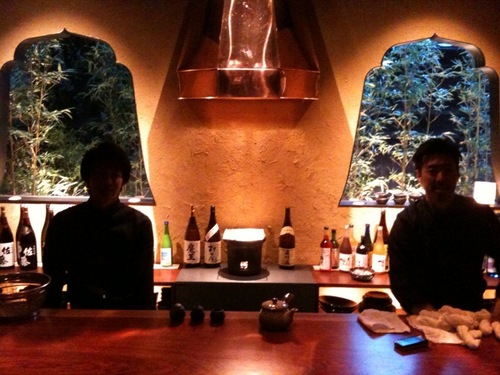 kuropin_oden_'s profile picture. 『和の隠れ家』をコンセプトに、今泉の季離宮内にひっそりと佇む黒桃と申します。具材によりそれぞれ異なる出汁で提供するこだわりおでんと日本各地の蔵元から仕入れた日本酒や梅酒を抱負に取り揃えております