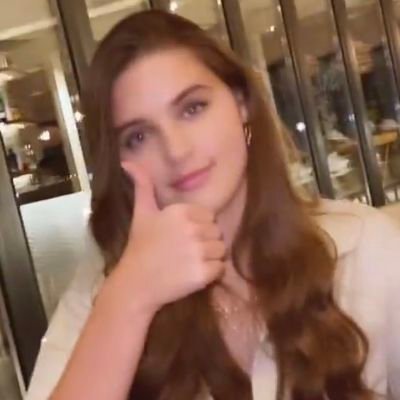 V0GUESMAY's profile picture. my girl nour singing - o/ele/dele