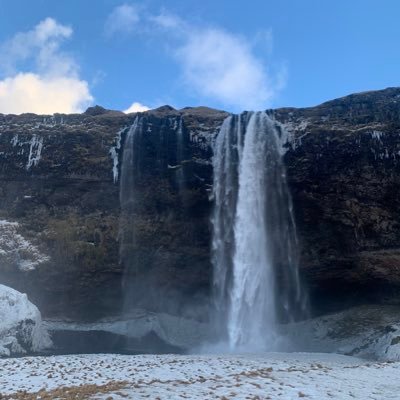 brentevan14's profile picture. you will never climb the ladder of success with your hands in your pockets