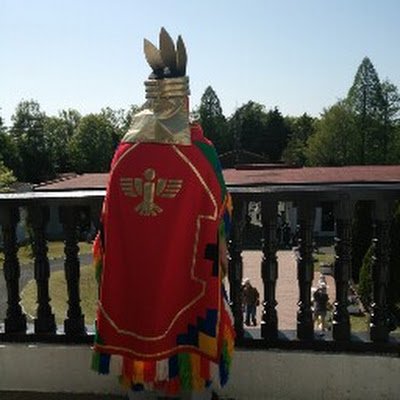 dqLzuSEZa3EdvWF's profile picture. 