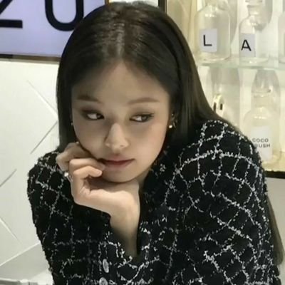 sooyst4r's profile picture. sher ; her —  24/7 thinking of Jennie Kim ‹3 💌