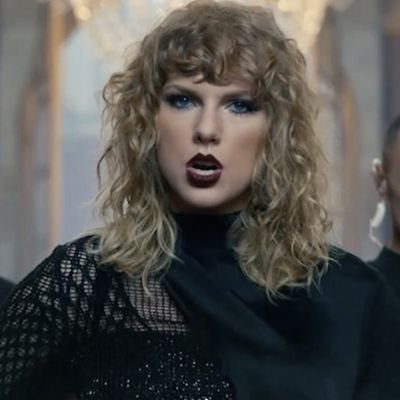 KhwahishArora01's profile picture. The idea you had of me, who was she?¿