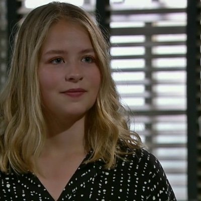 IntoRoblivion's profile picture. Amy (she/her). 26. Canadian.