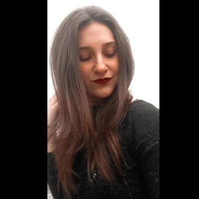 A nada te acostumbres, para que nada te haga falta.