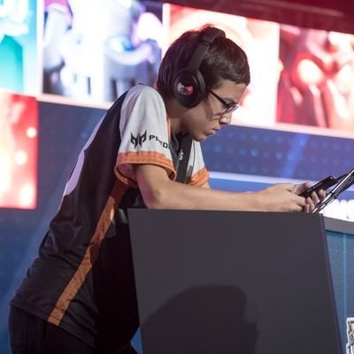 _ohhERG_'s profile picture. Ex Clash Royale Player | #SiempreInvictvs🍈 | RCDE💙 | #LD77