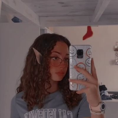 AlbaLopezNavas1's profile picture. :)