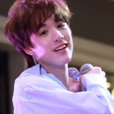 ชอบน้องอยู่แล้ว..ตั้งแต่ปี 57 - ปัจจุบัน
เป็นกำลังกำลังใจให้น้องเสมอ ไม่ว่าน้องจะทำอะไร เราก็จะเป็นดำลังให้น้องตลอด สู้ๆน่ะ เจ้าเด็กน้อยของทไวท์ไลท์ทุกคน