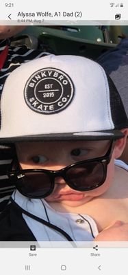 Moorelamoor's profile picture. Wanna be camping beach bum