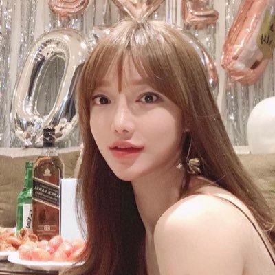 🇰🇷🇯🇵ハーフ🥺少しだけモデル✨ブラック企業に耐えられなくて半年で退職。先輩から自動売買ツールを紹介してもらって毎月50万円くらいの収入に✌︎('ω'✌︎ )今なら398,000円→無料でツールがもらえるみたい👏3人限定くらでLINEに連絡したらくれます🎁