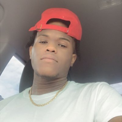 justo_10k's profile picture. The World Is Yours