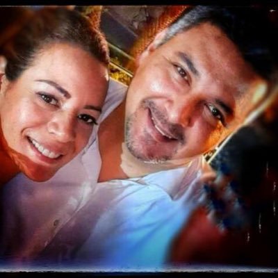 💯%Emelecista. Manaba D’💙! Papá de Emilia, Adriáno y Vienna. Presidente de las @CSEformativas de @CSEmelec y equipo femenino. Casado con @moniqsecaira
