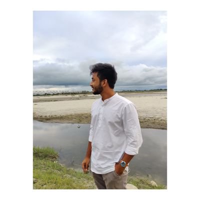 ray_roudrajjwal's profile picture. Indulged but disciplined. Spoilt but scolded.