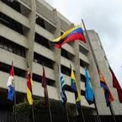 Abandono de los jubilados que dieron su vida útil en el sede del Tribunal Supremo de Justicia, en su sede central, esq. Dos pilitas, Caracas, Venezuela
