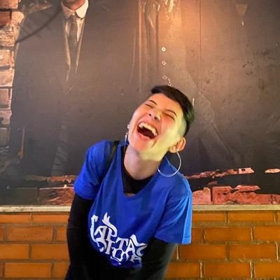 dayane_sw's profile picture. crazy and sad