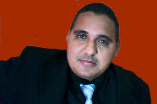 SOU CONFERENCISTA DA PALAVRA DE DEUS, SOU CASADO AMO MUITO MINHA ESPOSA, ESTOU VOLTADO A FAZER A OBRA DE DEUS.contatos: (081) 98231905