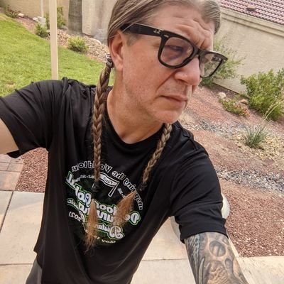 r_schuder's profile picture. 👉 https://t.co/9QfHmgk2PT 👈
Local 720 IATSE Cinematographer 🎦
Amateur Runner