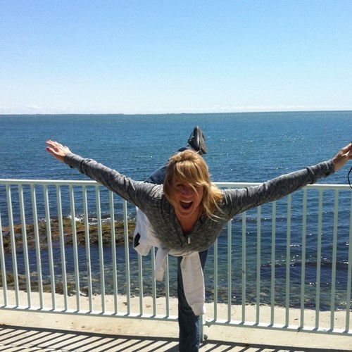 ommoves2's profile picture. Living the BeachLife ...again