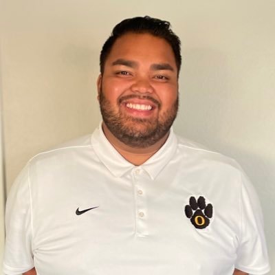 kahi_eldredge's profile picture. HI✈️UT // Hawaiian 🌺🤙🏾 // LDS //Cedar High School ‘12 // BYU // Orem High School Football Assistant Coach #LiveAloha