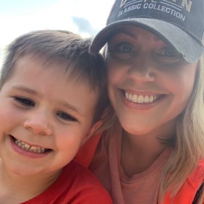 michelle_jasper's profile picture. Happy mom that likes to crochet. What can I make ya? 🙋🏼‍♀️👦🏼™️
