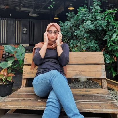 prilianabahari's profile picture. ig:prilianabahari