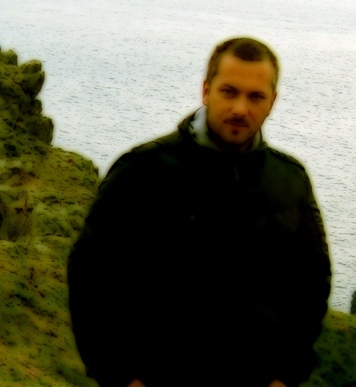 Quattroz28's profile picture. 