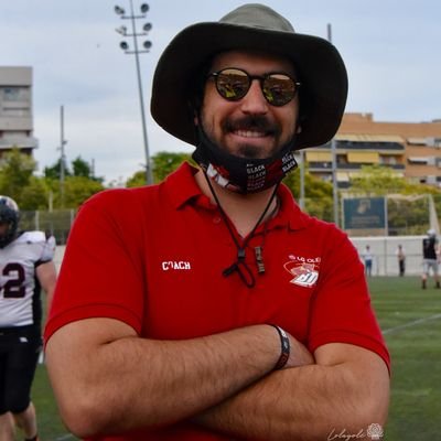 DirCom @MadridBravos Ex-Defensive Line coach en @blackdemonsFA. Opiniones puramente personales.