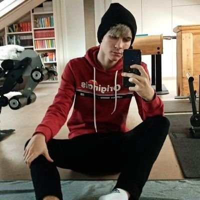 gay 🏳️🌈 | vegan 🥦 | political 🧑🏼⚖️ | gamer 🎮 | nurse 👨🏼⚕️ | ironic 💯 | Antifa ✊🏻 |