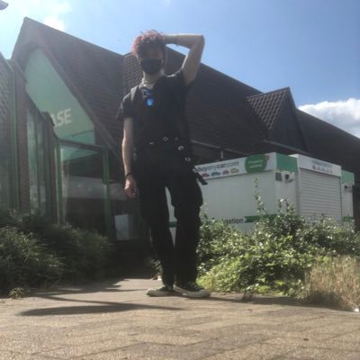 lucian_k_night's profile picture. Ashe. Professional tweet reader. Non-Binary (They/Them). In true Punk fashion, let’s all get sad and talk about our feelings.