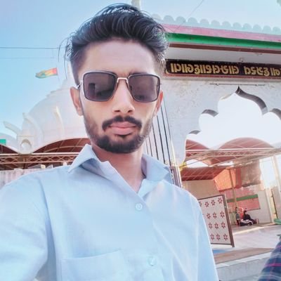 Afzalkoreja's profile picture. રંગીલુ રાજકોટ કેમ છે !! 👑☕ 
#youthcongress

17_Fab_1996