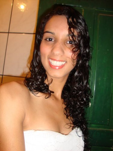 Quando abrimos nossos corações, nos lembramos de que somos todos obras-primas inacabadas vivendo um processo de crescimento.