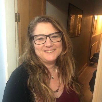 nickyhinch's profile picture. 