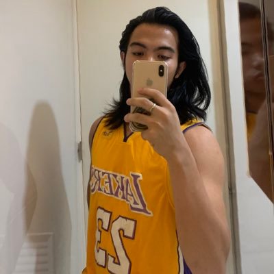 danryx04's profile picture. 