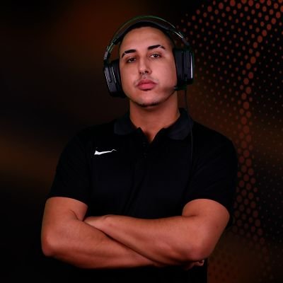 🎙Caster de FIFA | Narro los partidos del @ValenciaCF | 👨💼Ex-Manager General para @Mons_Gaming_