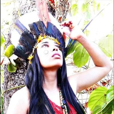 Indígena militante| Medicina tradicional indígena | Artista plástica | Massoterapeuta | Engenharia florestal| cozinho  para relaxar. @mkraho