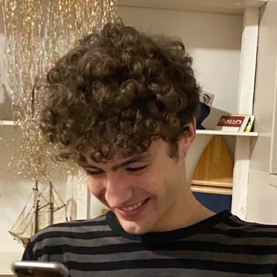 Anjn_m's profile picture. 