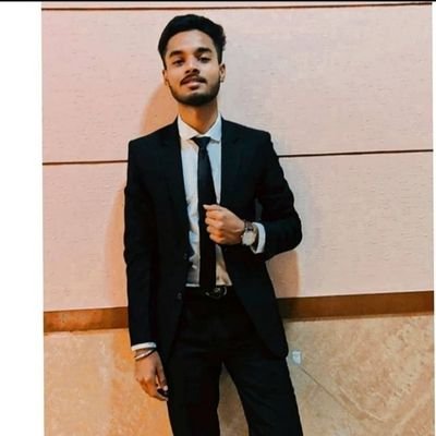 Keyurmulani6021's profile picture. 🚀Frontend developer , 🔯 React js , Next js , computer engineer 💻